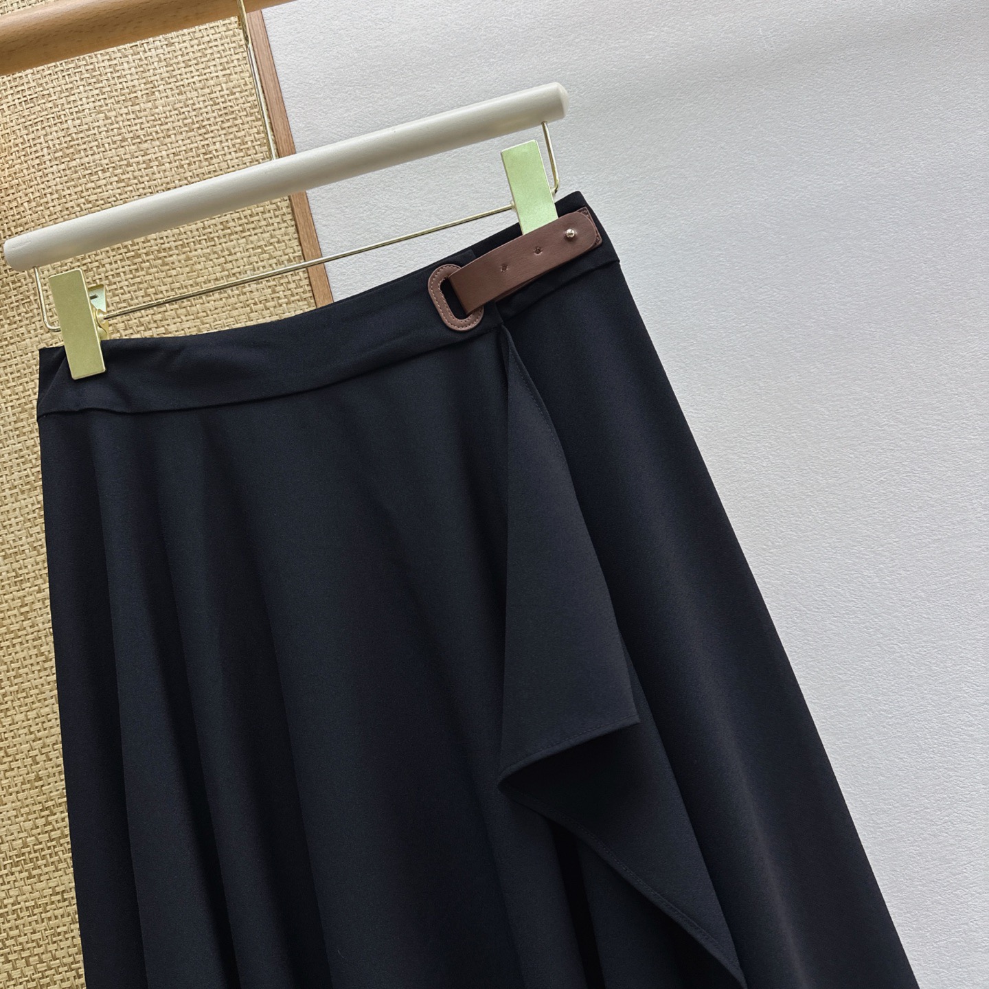skirts and dresses woman